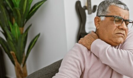 7 Winter Pain Management Tips for Seniors